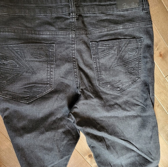 Long foxy black jeans - Picture 3 of 4